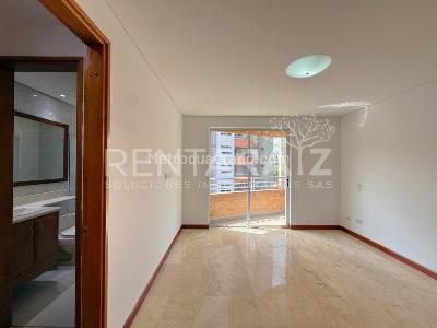 Apartamento de 3 alcobas en venta en Laureles, Medellín, 160 m² · foto 13 de 20