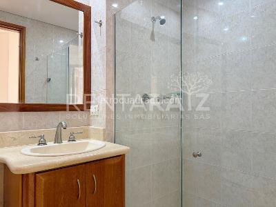 Apartamento de 3 alcobas en venta en Laureles, Medellín, 160 m² · foto 14 de 20