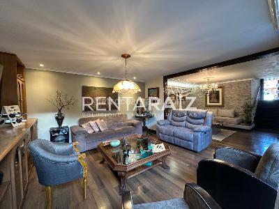 Casa de 3 alcobas en venta en Loma Del Escobero, Envigado, 230 m² · foto 4 de 20