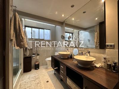 Casa de 3 alcobas en venta en Loma Del Escobero, Envigado, 230 m² · foto 19 de 20