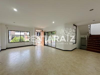 Casa de 5 alcobas en venta en La Doctora, Sabaneta, 300 m² · foto 5 de 20