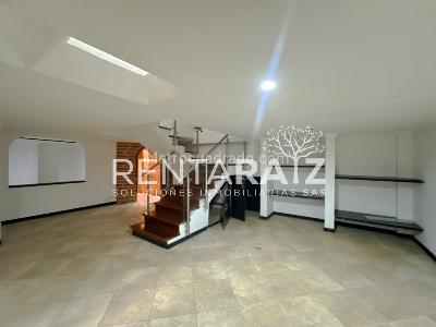 Casa de 5 alcobas en venta en La Doctora, Sabaneta, 300 m² · foto 11 de 20