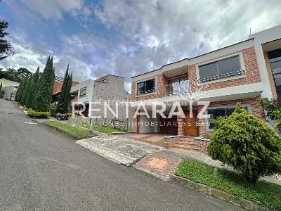 Casa de 5 alcobas en venta en La Doctora, Sabaneta, 300 m² · foto 13 de 20