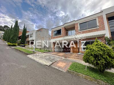 Casa de 5 alcobas en venta en La Doctora, Sabaneta, 300 m² · foto 16 de 20