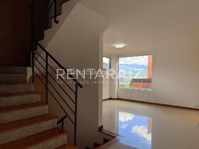 Casa de 5 alcobas en venta en Loma Benedictinos, Envigado, 300 m² · foto 9 de 20