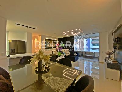 Apartamento de 3 alcobas en venta en Castropol, Medellín, 115 m² · foto 2 de 20