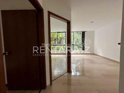 Apartamento de 2 alcobas en venta en El Poblado, Medellín, 80 m² · foto 8 de 12