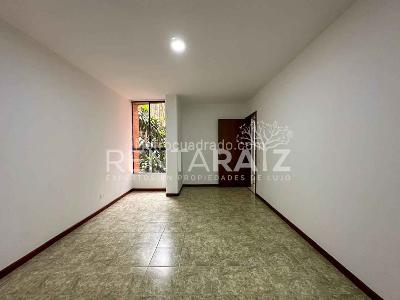 Apartamento de 2 alcobas en venta en El Poblado, Medellín, 80 m² · foto 9 de 12