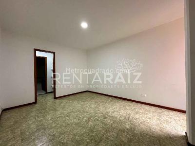 Apartamento de 2 alcobas en venta en El Poblado, Medellín, 80 m² · foto 10 de 12
