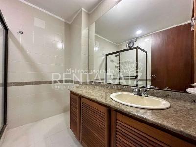 Apartamento de 2 alcobas en venta en El Poblado, Medellín, 80 m² · foto 12 de 12