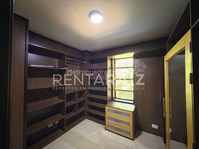 Casa de 5 alcobas en venta en El Poblado, Medellín, 600 m² · foto 12 de 20