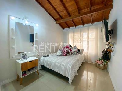 Apartamento de 3 alcobas en venta en Alto De Las Flores, Envigado, 99 m² · foto 2 de 20