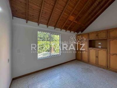 Casa de 4 alcobas en venta en Castropol, Medellín, 187 m² · foto 15 de 20