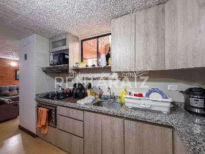Apartamento de 3 alcobas en venta en Belen La Palma, Medellín, 87 m² · foto 4 de 10
