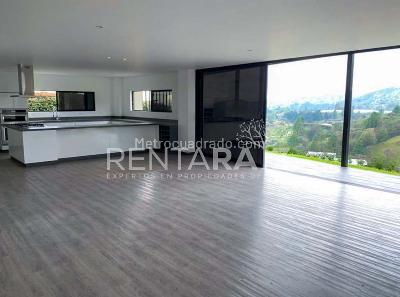 Casa de 5 alcobas en venta en Alto De Palmas, Envigado, 360 m² · foto 3 de 15