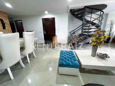 Apartamento de 4 alcobas en venta en Laureles, Medellín, 215 m² · foto 3 de 20