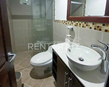 Apartamento de 4 alcobas en venta en Laureles, Medellín, 215 m² · foto 12 de 20