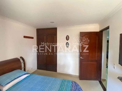 Apartamento de 4 alcobas en venta en Laureles, Medellín, 215 m² · foto 13 de 20