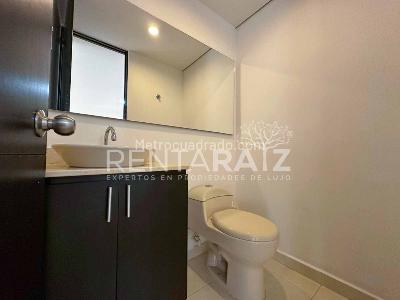 Apartaestudio en arriendo en El Poblado, Medellín · foto 10 de 13