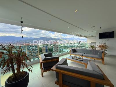 Apartamento de 3 alcobas en arriendo en Santa Maria De Los Angeles, Medellín, 289 m² · foto 2 de 20