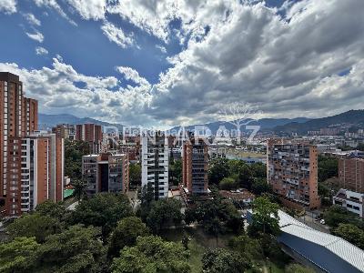Apartamento de 3 alcobas en arriendo en Santa Maria De Los Angeles, Medellín, 289 m² · foto 10 de 20