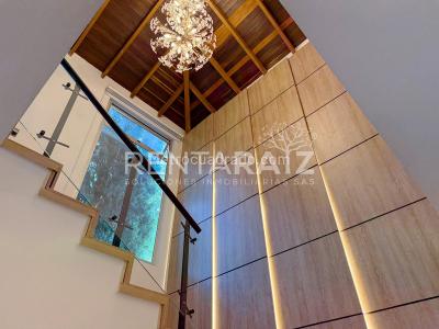 Casa de 3 alcobas en venta en Loma Del Chocho, Envigado, 304 m² · foto 12 de 20