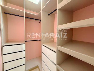 Casa de 3 alcobas en venta en Loma Del Chocho, Envigado, 304 m² · foto 20 de 20
