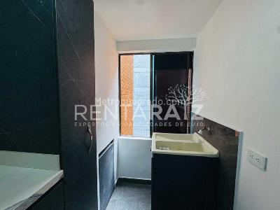 Apartamento de 4 alcobas en venta en Laureles, Medellín, 206 m² · foto 4 de 17