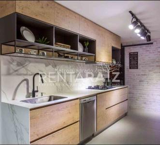 Apartamento de 3 alcobas en venta en El Poblado, Medellín, 220 m² · foto 3 de 10