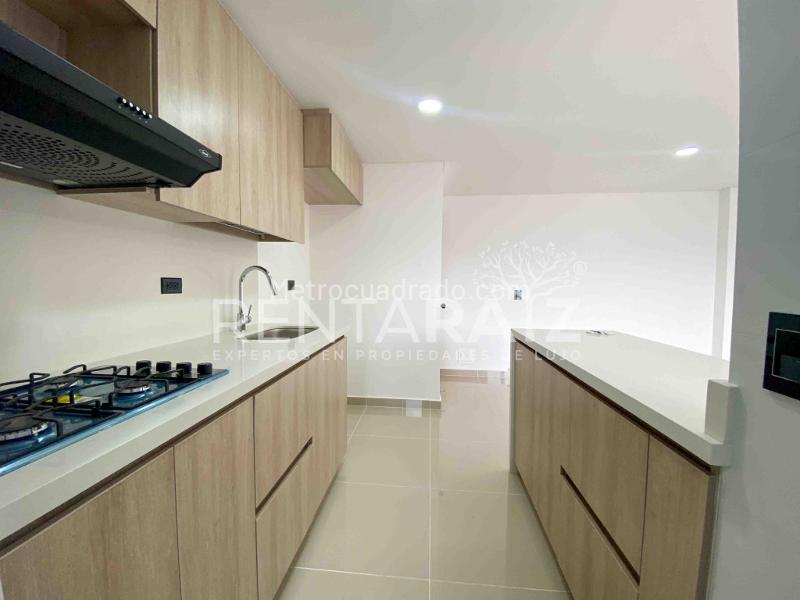 3BR Apartment in Suramerica (80 m²) - 2