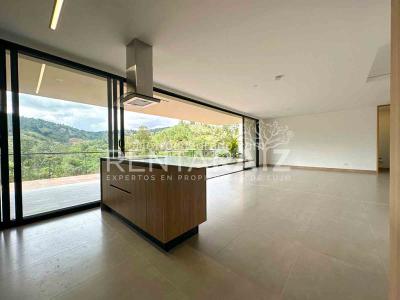 Casa de 3 alcobas en venta en Vereda Sajonia, Rionegro, 328 m² · foto 20 de 20
