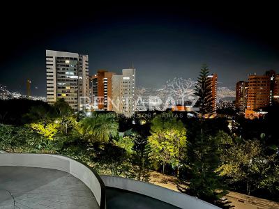 Apartamento de 3 alcobas en venta en El Poblado, Medellín, 200 m² · foto 16 de 20