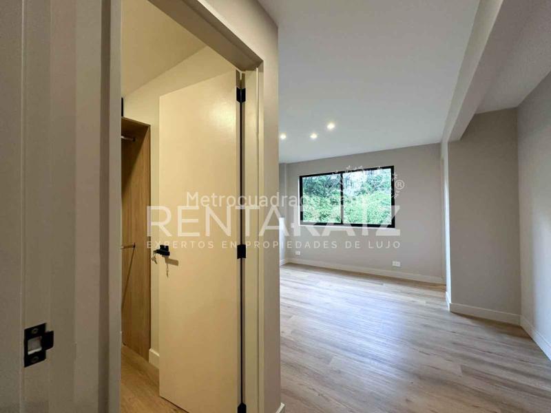 Apartamento Remodelado de 3 Alcobas en Loma de Los González - 7