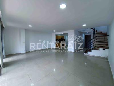 Casa de 3 alcobas en venta en Loma Benedictinos, Envigado, 153 m² · foto 9 de 20