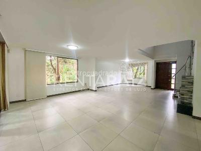 Casa de 3 alcobas en venta en Los Benedictinos, Envigado, 274 m² · foto 5 de 20