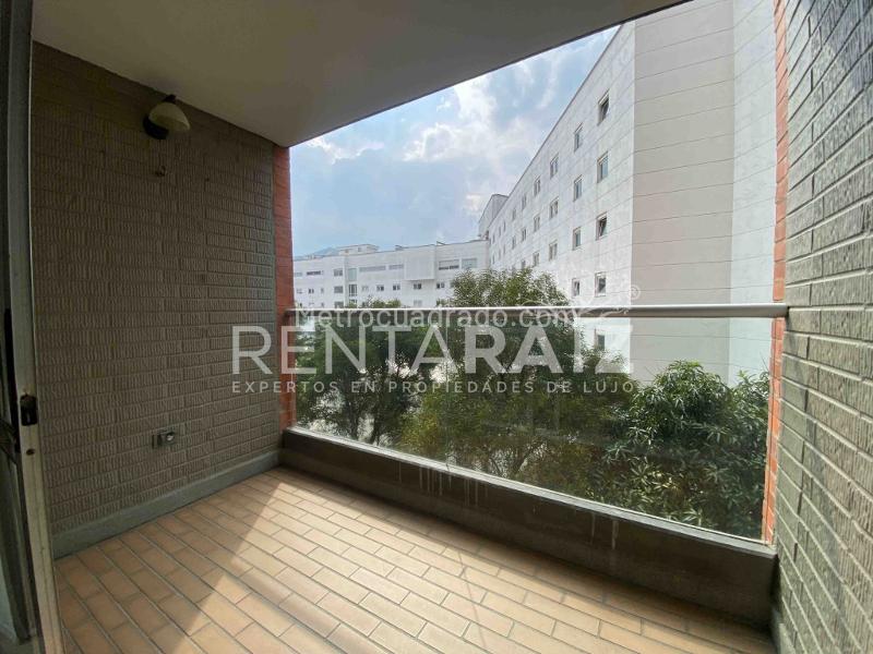 Apartamento de 2 Alcobas en Belén San Bernardo con Balcón - 3