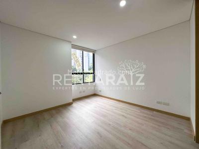 Apartamento de 2 alcobas en venta en Loma De Las Brujas, Envigado, 83 m² · foto 17 de 20