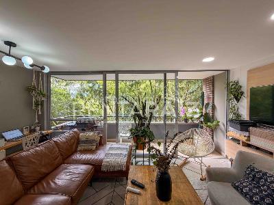 Apartamento de 3 alcobas en venta en Los Balsos El Poblado, Medellín, 82 m² · foto 6 de 20
