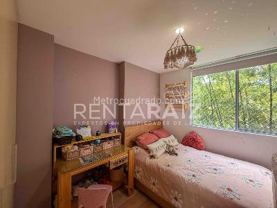 Apartamento de 3 alcobas en venta en Los Balsos El Poblado, Medellín, 82 m² · foto 16 de 20