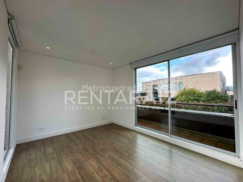 Spectacular 3BR House for Rent in Alto de las Palmas - 5