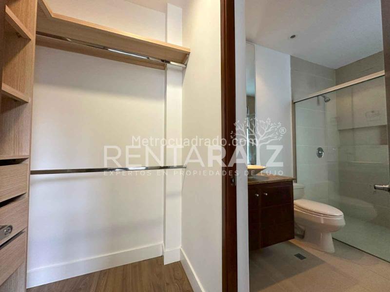 Spectacular 3BR House for Rent in Alto de las Palmas - 8