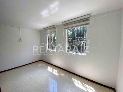 Casa de 4 alcobas en venta en La Mota, Medellín, 104 m² · foto 3 de 20