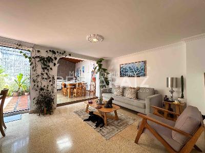 Casa de 4 alcobas en venta en Intermedia, Envigado, 204 m² · foto 4 de 20