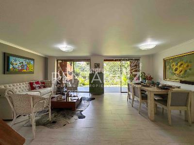 Casa de 3 alcobas en venta en Intermedia, Envigado, 240 m² · foto 5 de 20