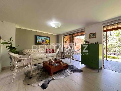 Casa de 3 alcobas en venta en Intermedia, Envigado, 240 m² · foto 8 de 20
