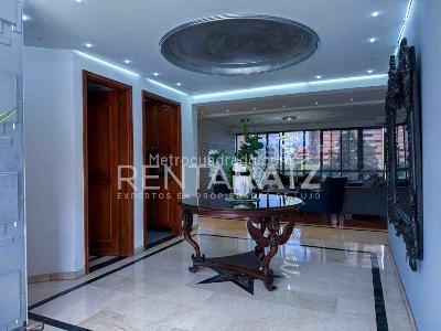 Apartamento de 3 alcobas en arriendo en Loma De Los Parra, Medellín, 260 m² · foto 3 de 20