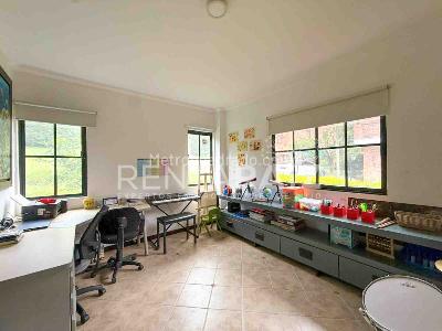 Casa de 3 alcobas en venta en El Carmelo, Sabaneta, 350 m² · foto 10 de 20