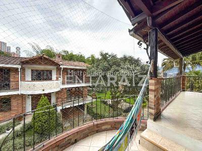 Casa de 3 alcobas en venta en El Carmelo, Sabaneta, 350 m² · foto 18 de 20