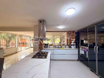 Casa de 4 alcobas en venta en Milla De Oro, Medellín, 540 m² · foto 6 de 20