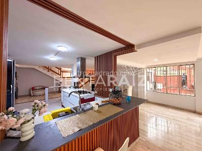 Casa de 4 alcobas en venta en Milla De Oro, Medellín, 540 m² · foto 8 de 20